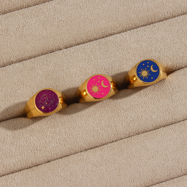 Pierścionek z polerowanej stali nierdzewnej z kolorowym, gwiaździstym wzorem na okrągłym kole - dla kobiet - Wianko - 4