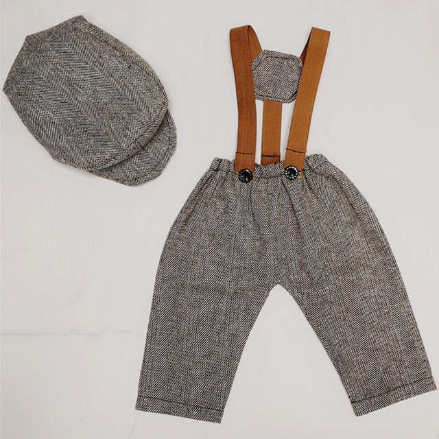 Fotografia noworodka: ubrania i rekwizyty fotograficzne - czapka i kombinezon dla chłopców w stylu mały dżentelmen w kratkę - Wianko - 20