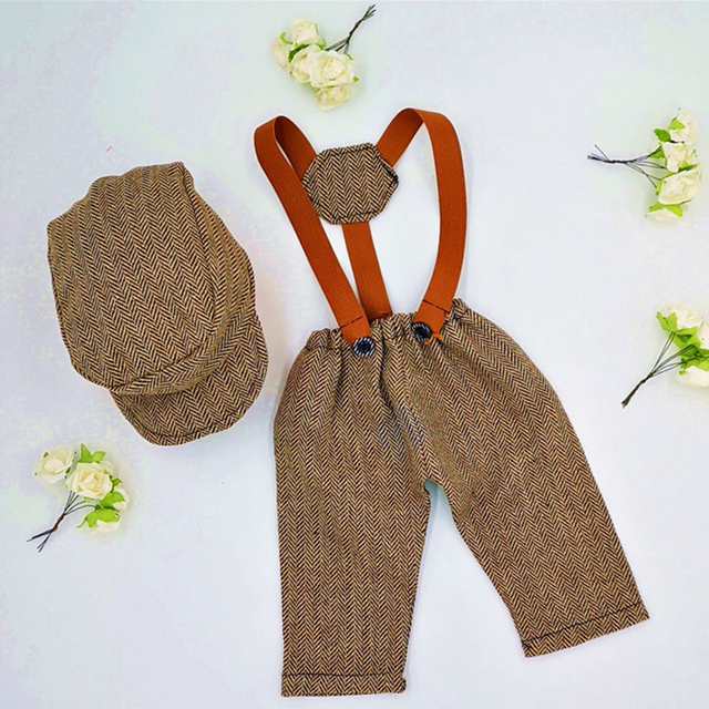 Fotografia noworodka: ubrania i rekwizyty fotograficzne - czapka i kombinezon dla chłopców w stylu mały dżentelmen w kratkę - Wianko - 18