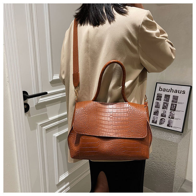 Duża luksusowa damska torba na ramię z krokodylowym wzorem i dużą pojemnością - Wianko - 17