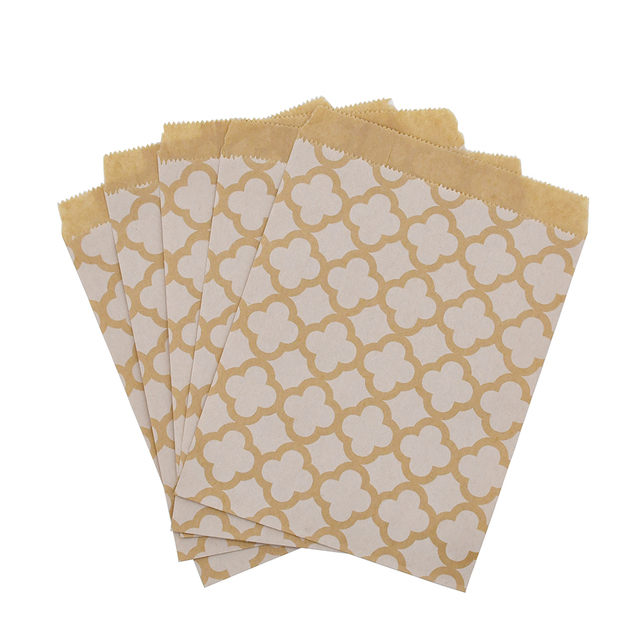 Papierowa torebka na prezenty z różowym i złotym wzorem Chevron, kropkami i paskami - Wianko - 37