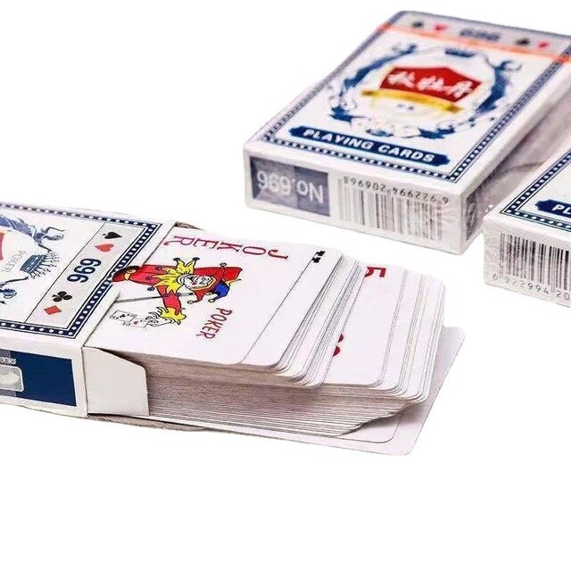 Kreatywne pudełko z papierowymi kartkami do gry karcianej z zagęszczonymi, trwałymi plastikowymi kartami Poker i narzędziami do sztuczek magicznych - Wianko - 5