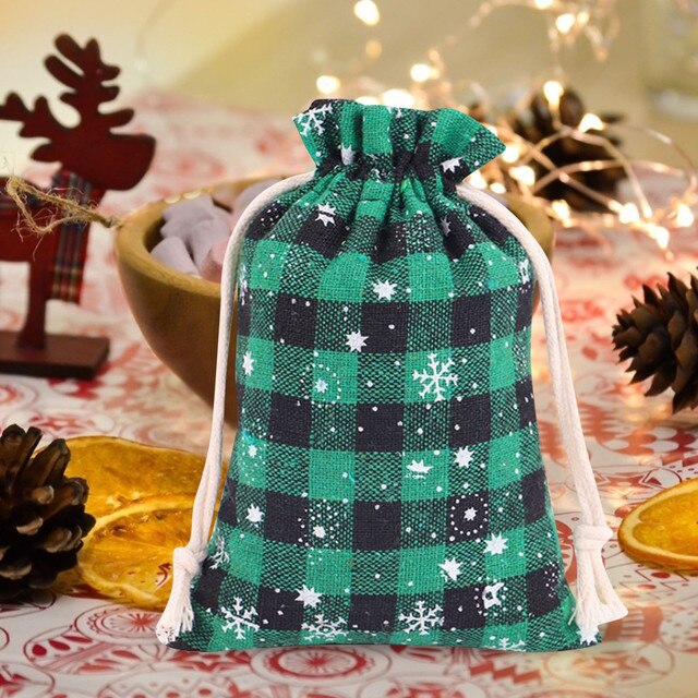 Merry Bożonarodzeniowe torby upominkowe z ściąganym sznurkiem i wzorem choinki – idealne do pakowania prezentów na Boże Narodzenie i z motywem płatków śniegu – idealne prezenty dla dzieci na Nowy Rok - Wianko - 21