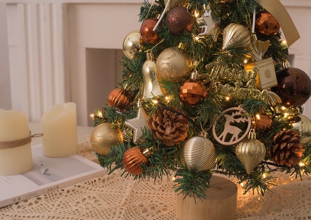 Drzewko świąteczne mini z dekoracjami 2021 - prezenty na Nowy Rok i ozdoby dla całej rodziny - Wianko - 7