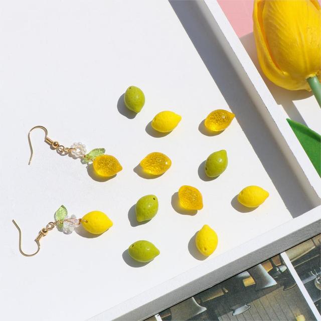 Czeskie importowane szklane owoce - świeża żółta zielona cytryna - szklany wisiorek handmade - dodatek do robienia biżuterii DIY - Wianko - 4