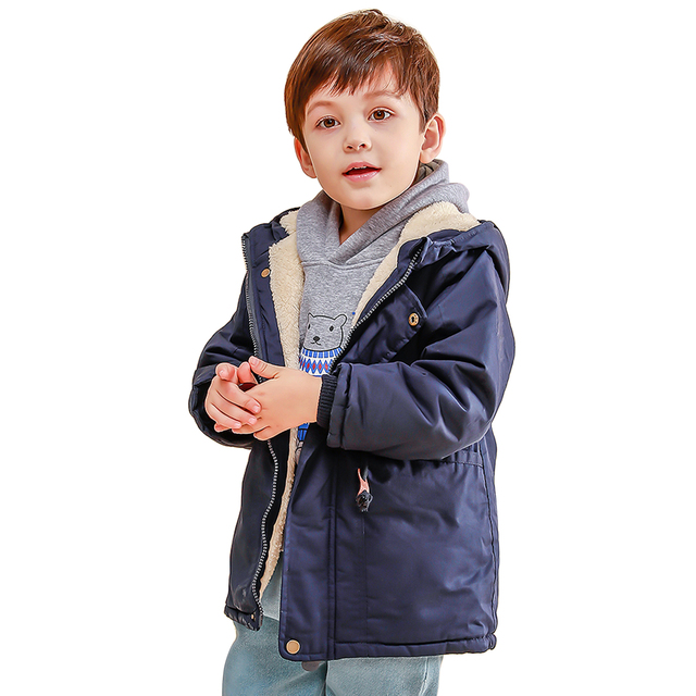 Pluszowe płaszcze zimowe dla dzieci, zagęszczone bawełnianą wkładką i lekką warstwą puchu, z kapturem i ciepłym wnętrzem – uniwersalne kurtki dla chłopców i dziewczynek - Wianko - 2