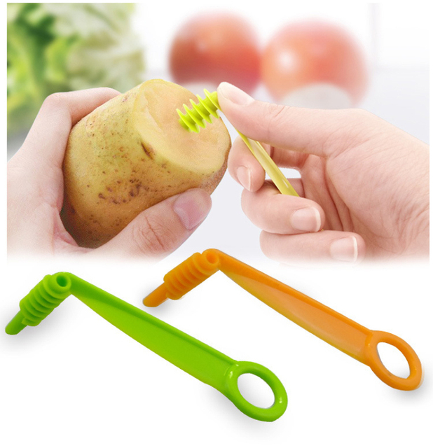Spiralna krajalnica i obieraczka do warzyw 1pc - idealne narzędzie kuchenne do krojenia marchewki, ziemniaków, ogórków, owoców i warzyw - Wianko - 4