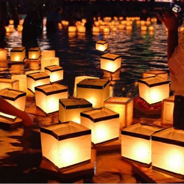 Pływające lampiony papierowe kwadratowe z latarniami, idealne na przyjęcia urodzinowe i ślubne - Wianko - 2