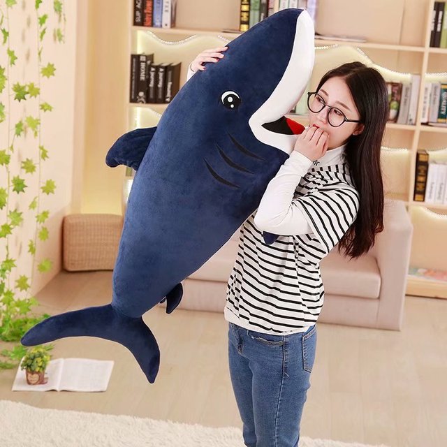 Nowa duża pluszowa poduszka rekin z filmów dla dzieci - idealny prezent na urodziny i wakacje - Wianko - 3