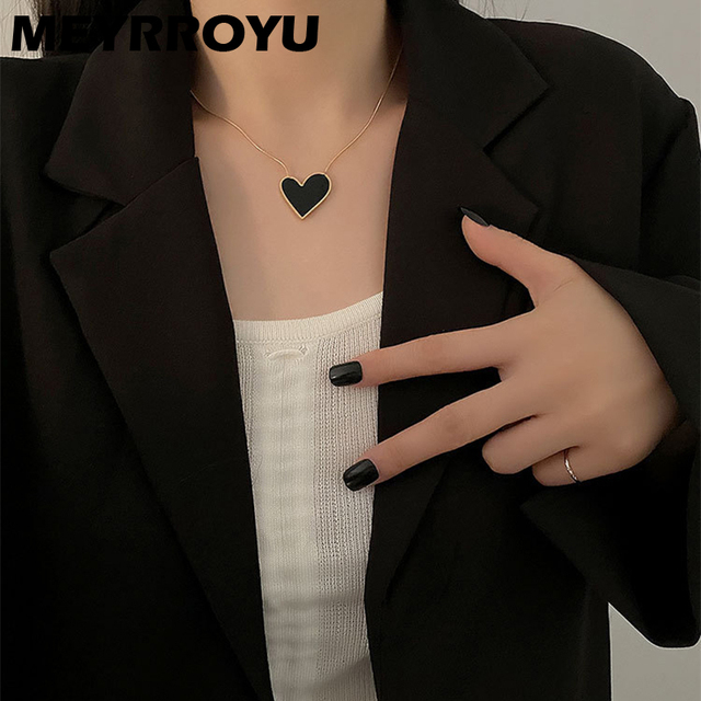 Naszyjnik serce w kolorze czarnym z wisiorkiem MEYRROYU, wykonany ze stali nierdzewnej, z cienkim łańcuszkiem, modny prezent na 2021 rok - Wianko - 1