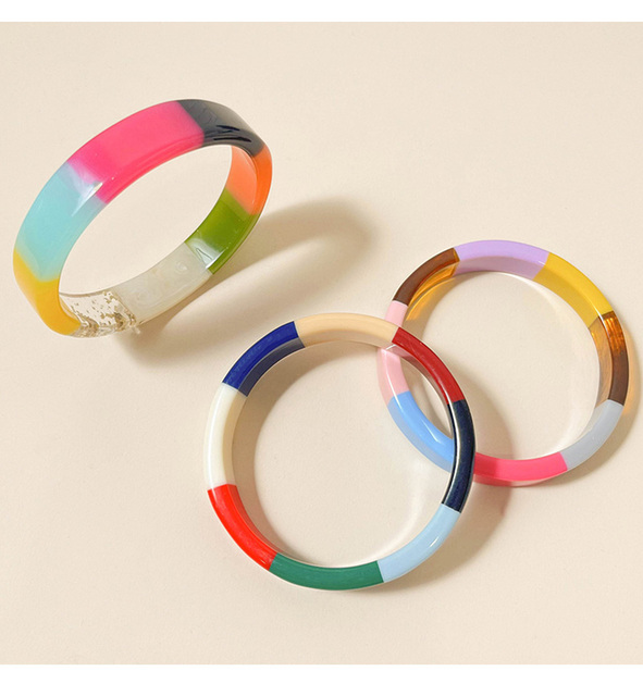 Modne okrągłe bransoletki z żywicy akrylowej w kolorowych geometrycznych wzorach - projektant, prosty styl - Wianko - 3