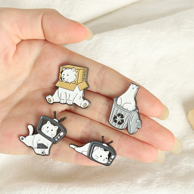 Niedźwiedź polarny - emalia pin broszki z kotami, metal, recykling, biżuteria zwierzęca - Wianko - 6