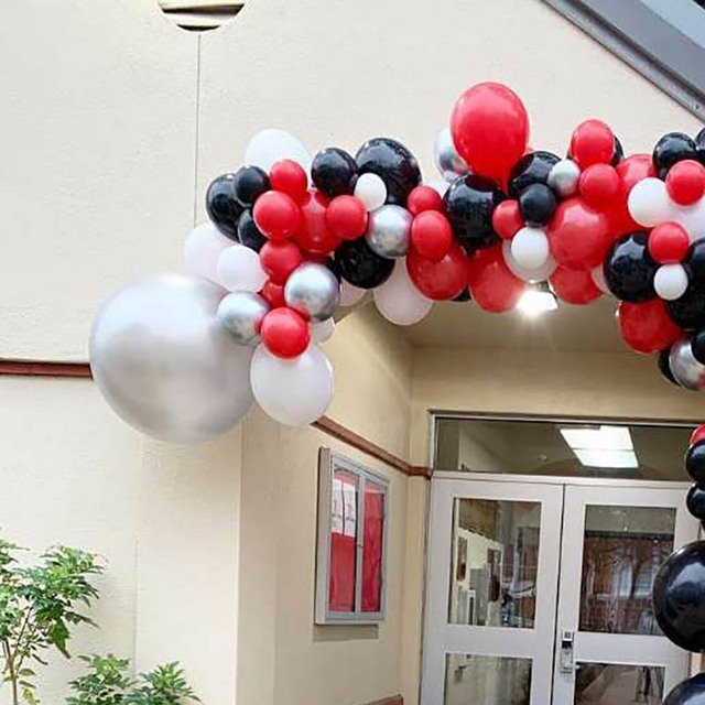 Zestaw 167 sztuk czerwonych, czarnych i białych lateksowych balonów, Garland Arch, 18 cali, chromowane metalowe srebrne balony, dekoracje ślubne i urodzinowe - Wianko - 3