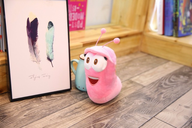 Pluszowe zabawki Disney Fun Insect Slug Creative Larva - urocze nadziewane lalki robaków dla dzieci, idealny prezent na urodziny lub jako koreańskie Anime zabawki dla fanów filmów i seriali TV - Wianko - 3