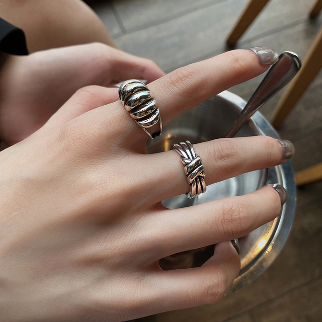 Srebrny pierścionek w stylu vintage z geometrycznym wzorem, regulowany łańcuchem, męski i damski - Wianko - 8