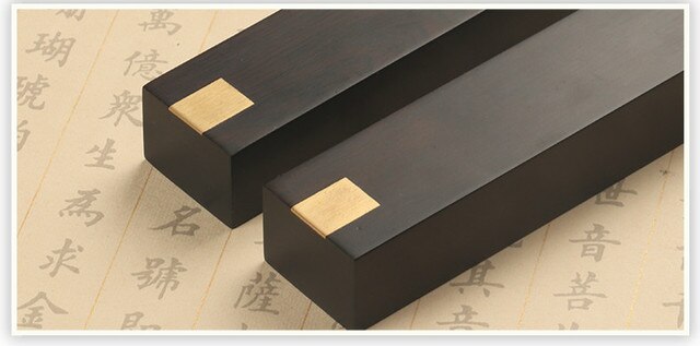 Praktyczne drewniane przyciski do papieru w stylu chińskiego drzewa sandałowego z mosiężnymi zdobieniami - zestaw kaligraficzny dla dorosłych w pudełku - Wianko - 6