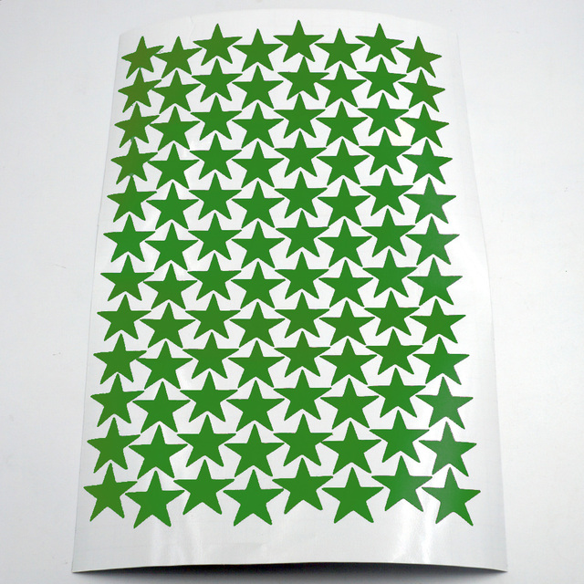 Zielone naklejki ścienne z winylu w kształcie 3/5/7cm Die Cut z matowymi gwiazdami - dekoracja dla dziecięcego pokoju, przedszkola i biura - Wianko - 4