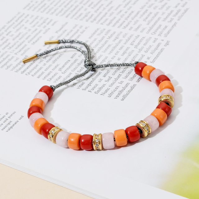 Ręcznie wykonana bransoletka z liną z kamieniami naturalnymi i charmsami w stylu boho - Wianko - 8