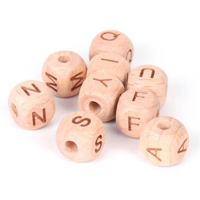Zestaw 26 drewnianych koralików DIY w kształcie kwadratowych liter bukowych 10/12mm - edukacyjna zabawka i rękodzieło dla dzieci - Wianko - 1
