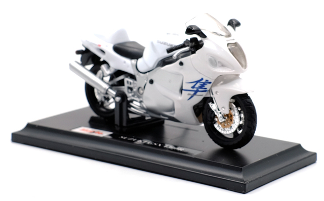 Model motocykla Suzuki GSX 1300R 1:18, wykonany z odlewu ze stopu, z funkcjonującym amortyzatorem - idealna zabawka kolekcjonerska dla dzieci - Wianko - 4