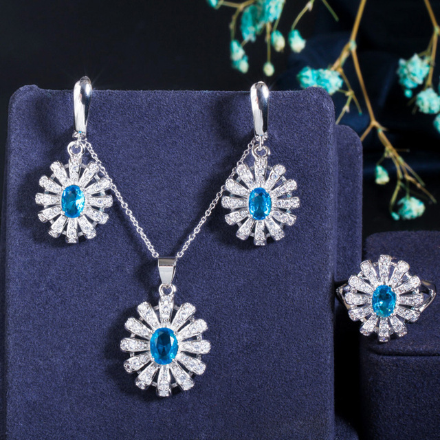Przetworzenie podanego tytułu może wyglądać następująco: Zestaw biżuterii Pera Fashion - duży okrągły naszyjnik, kolczyki i pierścień. Koreańska marka, design królewska niebieska cyrkonia - Wianko - 16