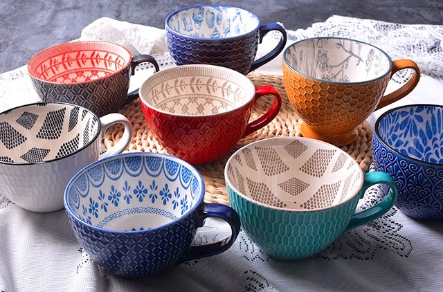 Kubek ceramiczny z ręcznie malowanym wzorem retro - klasyczny styl narodowy, idealny na śniadanie z kawą, mlekiem czy sokiem - Wianko - 16