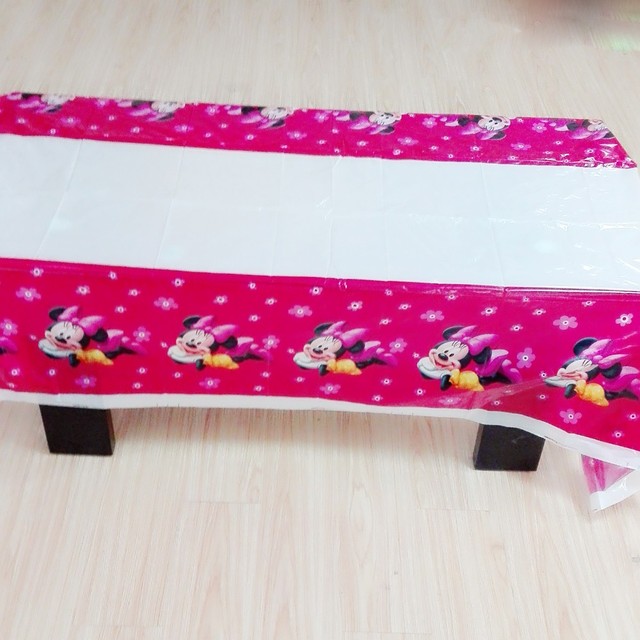 Oto poprawiony tytuł produktu:Materiały jednorazowe - obrusy na urodzinową imprezę z Myszką Minnie, dekoracje dla dzieci - Minnie Mouse, 108x180 cm - Wianko - 4