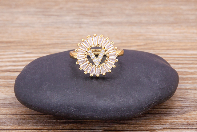 Nowy złoty pierścień regulowany otwierający ze złotą metalową literą A-Z - biżuteria w stylu wesele i rodzinny prezent - Wianko - 30