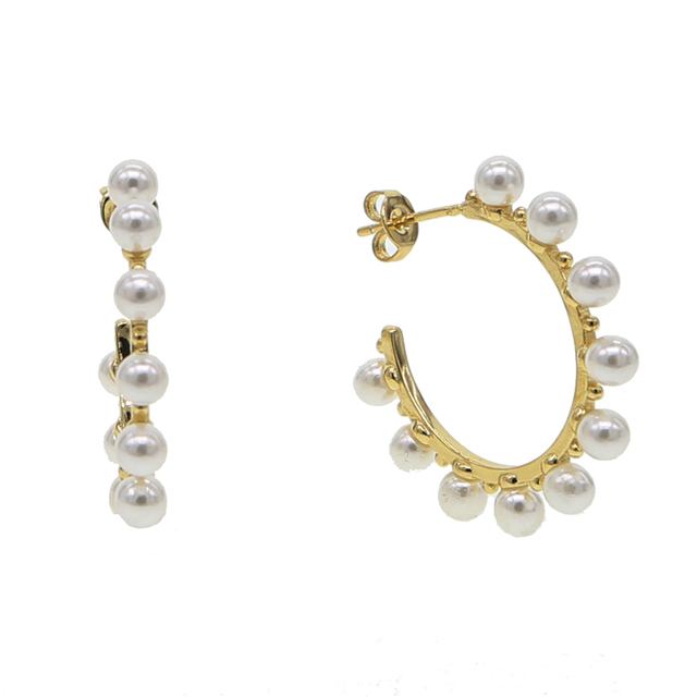 Kolczyki złote wypełnione perłowymi koralikami w nowoczesnym, świeżym designie 2019, prezent dla panień młodych - Wianko - 4