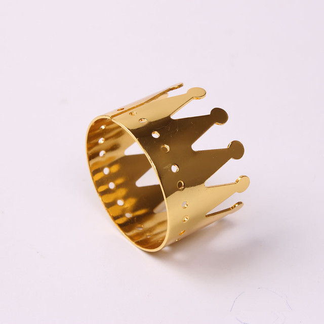 Pierścień na serwetki z metalu w kształcie korony, złoty, kreatywny, dekoracyjny, idealny do stołu podczas rodzinnego hotelu, wesela czy bankietu - Wianko - 4