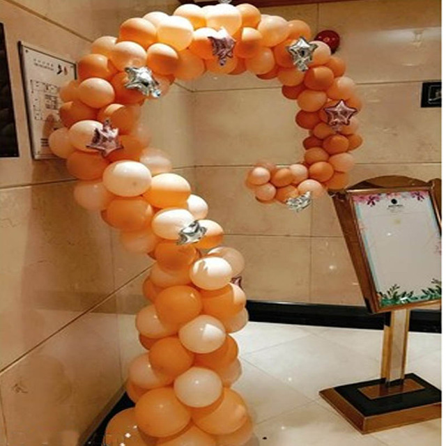 Rama łukowa dekoracyjna z znakiem zapytania do uroczystości Baby Shower i urodzin - kreatywna dekoracja sceny weselnej z kolumną balonową - Wianko - 2