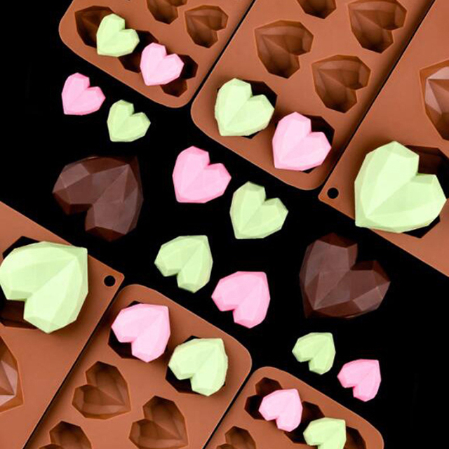 Foremki silikonowe do czekoladek i ciastek w kształcie serc - 15 przegródek - wzór diament - idealne na wesele i inne wyroby słodkie - Wianko - 4