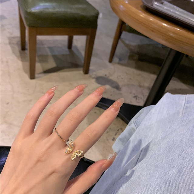 Pierścionek z motylem cyrkon z regulacją rozmiaru dla kobiet - biżuteria Damski pierścionek z motylem cyrkon - regulowany rozmiar - Wianko - 3