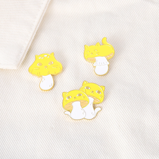 Broszka kot w kształcie grzyba - modne odznaki Mini kreskówki Anime dla kobiet, śliczna emalia hidżab, metalowa duża broszka - Wianko - 3
