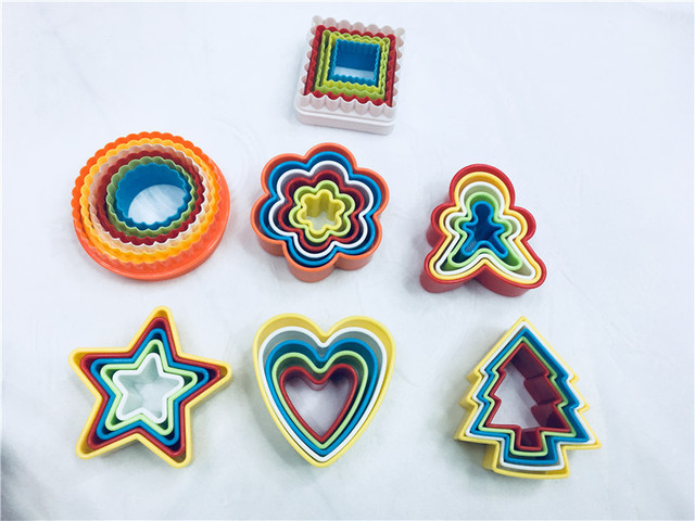 Plastikowe formy do ciastek Heart Cookies Cutter - zestaw 5 sztuk, narzędzia DIY do dekorowania i pieczenia ciast - Wianko - 10