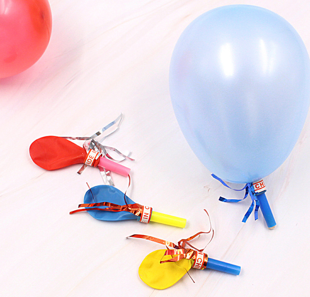 Gwizdki balonowe - 5 sztuk, różne kolory, idealne na urodziny dzieci, dekoracje imprezowe, rekwizyty klaunów - Wianko - 4