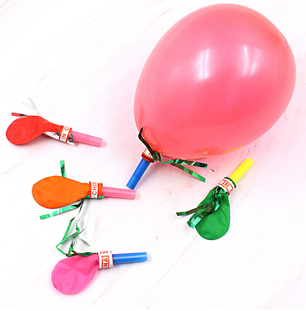 Gwizdki balonowe - 5 sztuk, różne kolory, idealne na urodziny dzieci, dekoracje imprezowe, rekwizyty klaunów - Wianko - 3