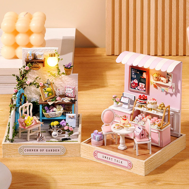 Drewniane miniaturowe domki dla lalek - zestaw mebli i teatr zabawka na urodziny dzieci - Wianko - 3