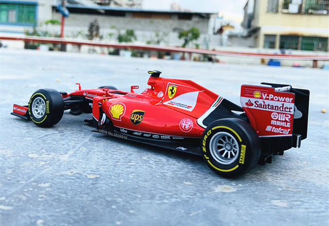Model samochodu Bburago 1:24 Ferrari SF15-T F1 2015 - dekoracyjna kolekcjonerska symulacja formuły jeden - Wianko - 11