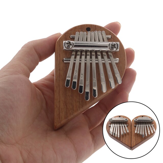 Kciukowy fortepian w kształcie serca - 2 sztuki, 8 klawiszy, z smyczą wisiorkiem - prezent muzyczny dla miłośników muzyki - Wianko - 4