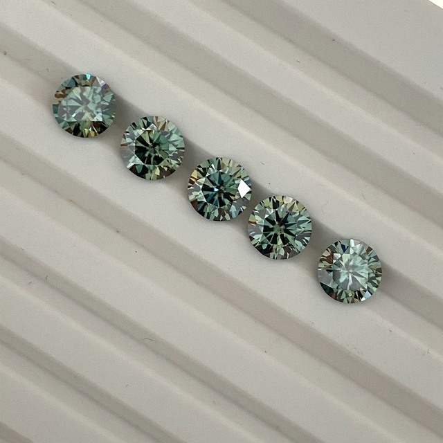 Meisidian - 2 karatowy (8mm) okrągły diament Moissanite, kolor niebieski, w kategorii diamenty i kamienie jubilerskie - Wianko - 9
