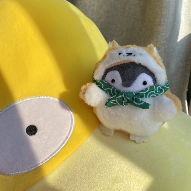 Miękka pluszowa zabawka w kształcie Shiba Inu z Pingwinem - wisiorek lub breloczek do kluczy - prezent dla dziewczyn - Wianko - 4