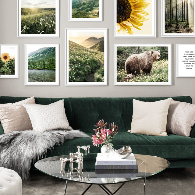 Plakat na płótnie słoneczniki - Nordic, wschód słońca, łąka, niedźwiedź górski, las - Wianko - 2