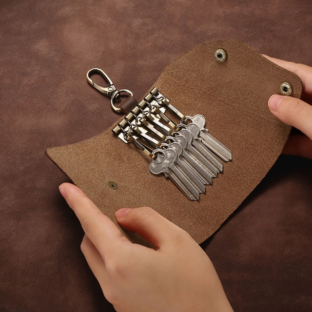 Skórzane etui na klucze - vintage torba na klucze z krowią skórą, brelok z łańcuchem i zatrzaskiem, 6 odpinanych haków, wąski portfel - Wianko - 3
