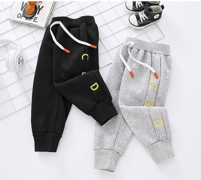 Zimowe spodnie dziecięce - ciepłe i aksamitne, dla dziewcząt, sportowe, luźne - Wianko - 1