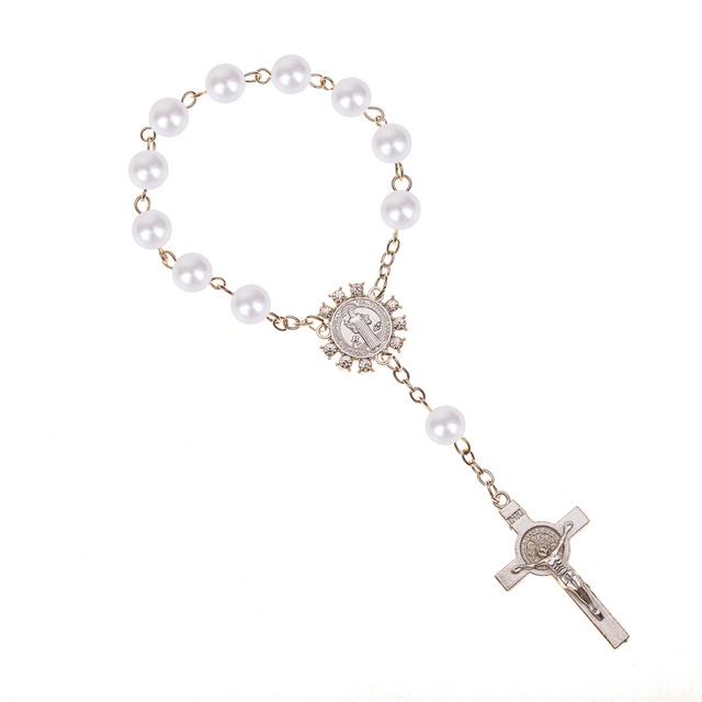Klasyczny wisiorek Marilyn w stylu retro imitujący perły z ukrzyżowanym Jezusem - biżuteria religijna - Wianko - 6