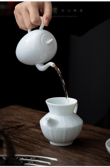 Duża ceramiczna filiżanka do herbaty chińskiej PINNY 260 ml celadon Kung Fu Chahai z cienką oprawką i retro wzorem - tradycyjne naczynie do picia - Wianko - 7