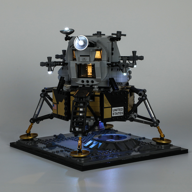Zestaw oświetlenia Led Lightaling do modelu Apollo 11 Lunar Lander 10266 z pilotem zdalnego sterowania - Wianko - 2