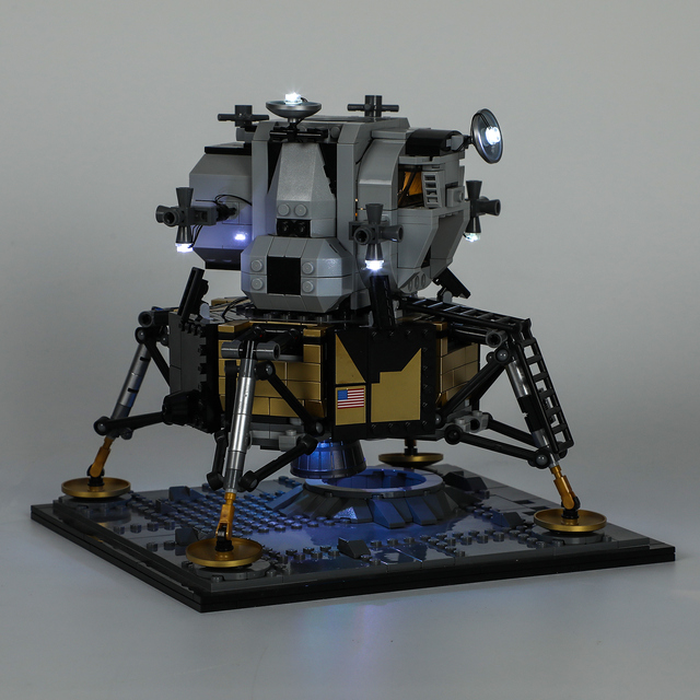 Zestaw oświetlenia Led Lightaling do modelu Apollo 11 Lunar Lander 10266 z pilotem zdalnego sterowania - Wianko - 4