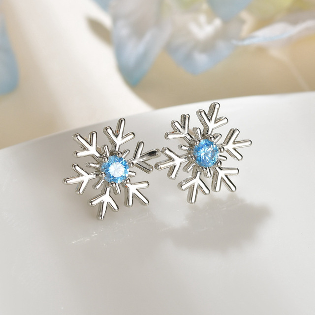 Kolczyki koreańskie kryształowe śnieżynki z cyrkoniami, słodki i elegancki dodatek dla kobiet - Wianko - 51